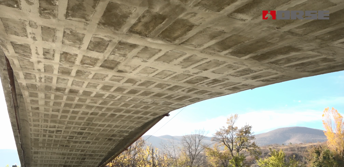 Reinforced Exposed Concrete Bridge With Carbon Fiber Laminate Reinforced Exposed Concrete Bridge With Carbon Fiber Laminate