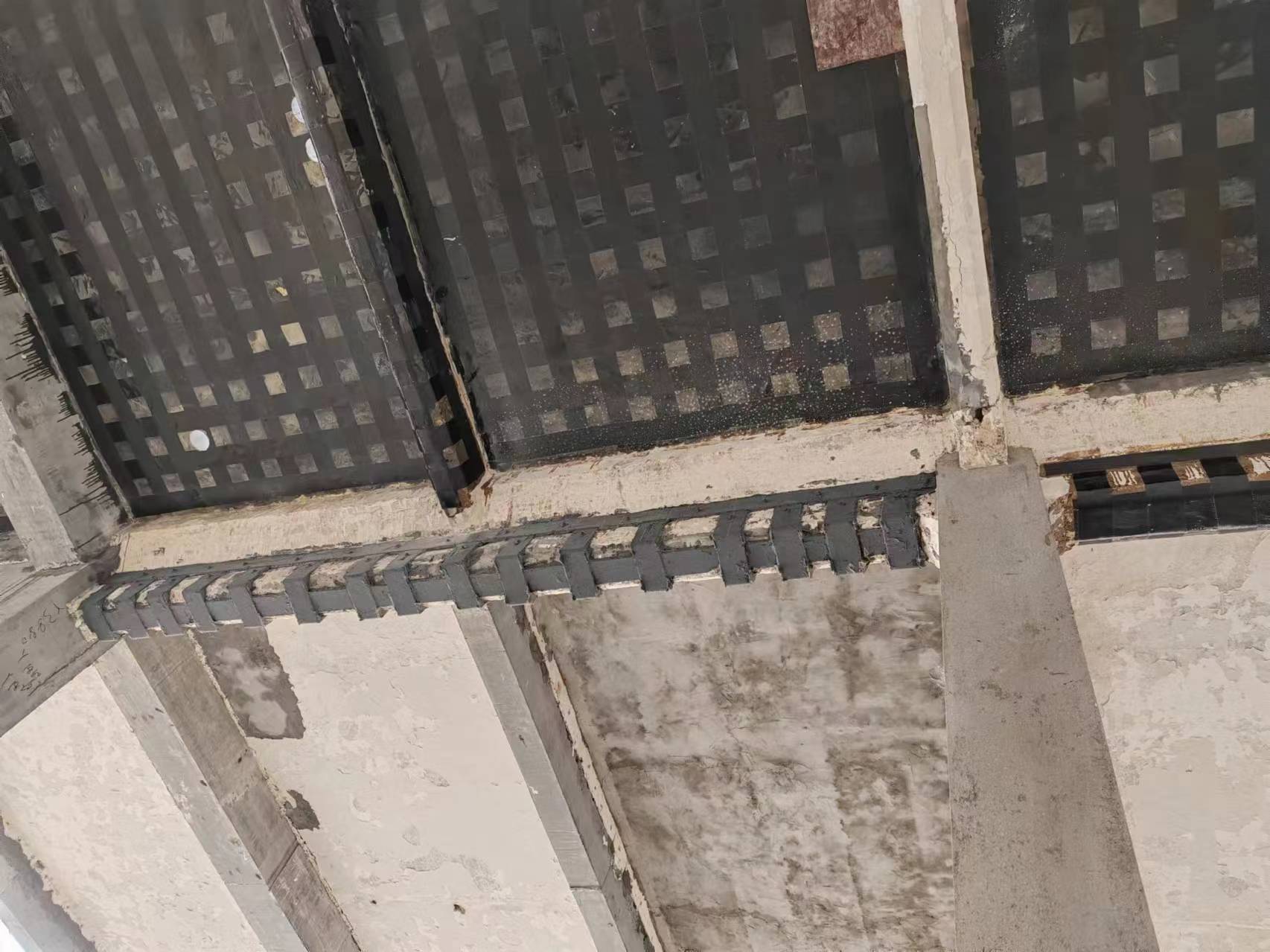 Seismic Reinforcement with Carbon Fiber Sheet