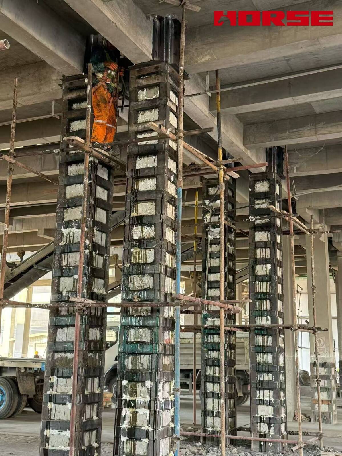 Reinforcing Cement Plant Columns with Steel Jacketing 