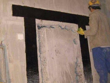 Opening retrofitting by 300g carbon fiber reinfroced polymer(CFRP) wrap