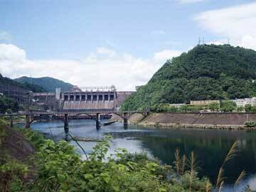 Xin'anjiang Reservoir Strengthening